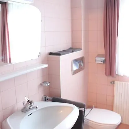 Hermann Arnold Apartmán *